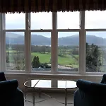 Ravenstone Manor Hotell 4*