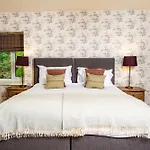 Otel Ravenstone Manor 4*