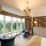 Ravenstone Manor Otel