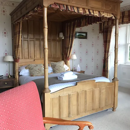 ラヴェンストーン マナー ホテル バセンスウェイト