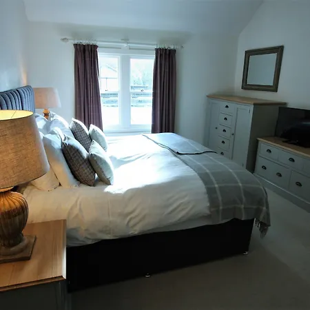 ラヴェンストーン マナー バセンスウェイト