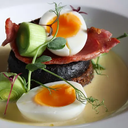 ラヴェンストーン マナー 4* バセンスウェイト