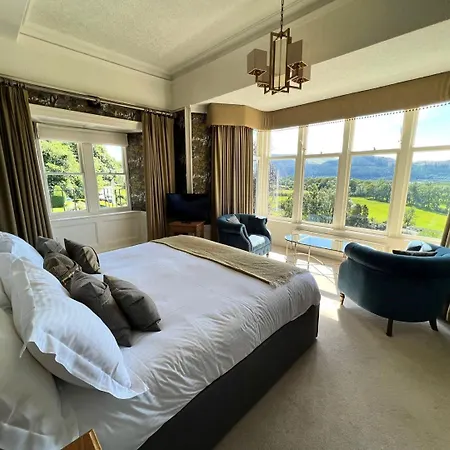 ラヴェンストーン マナー ホテル