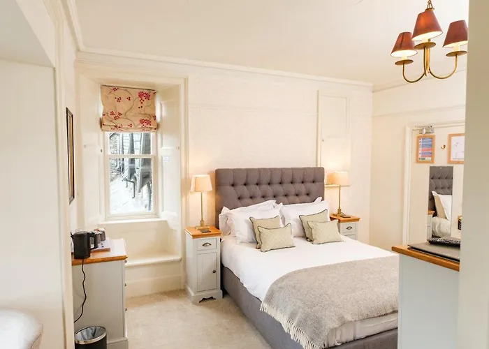 Hotel Ravenstone Manor