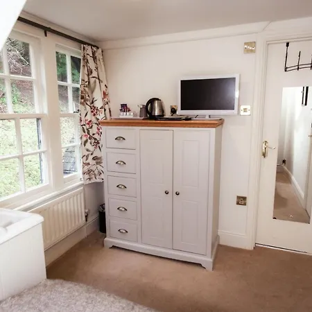 Hotel Ravenstone Manor