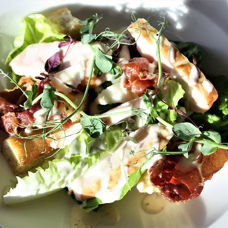 Ravenstone Manor Hotel 4*